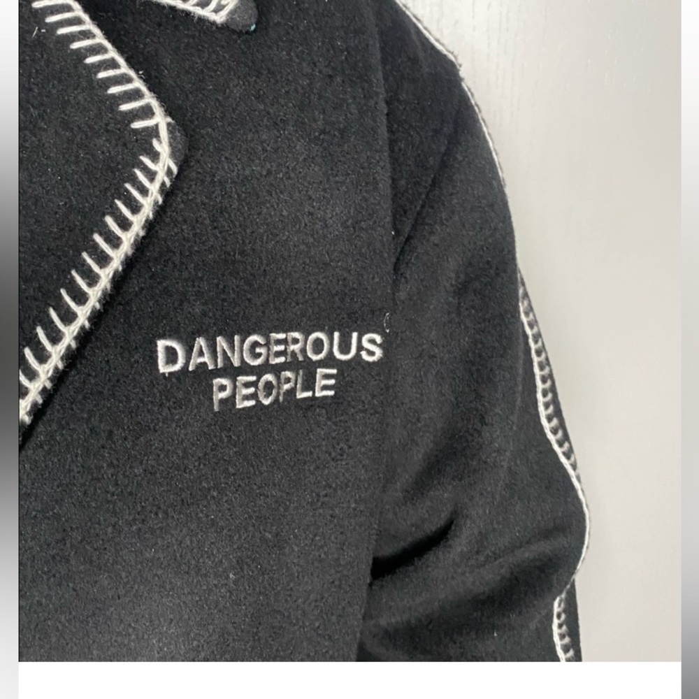 Dangerous People ,RARE branded Mens Trench Coat 🧥 - Picture 6 of 10